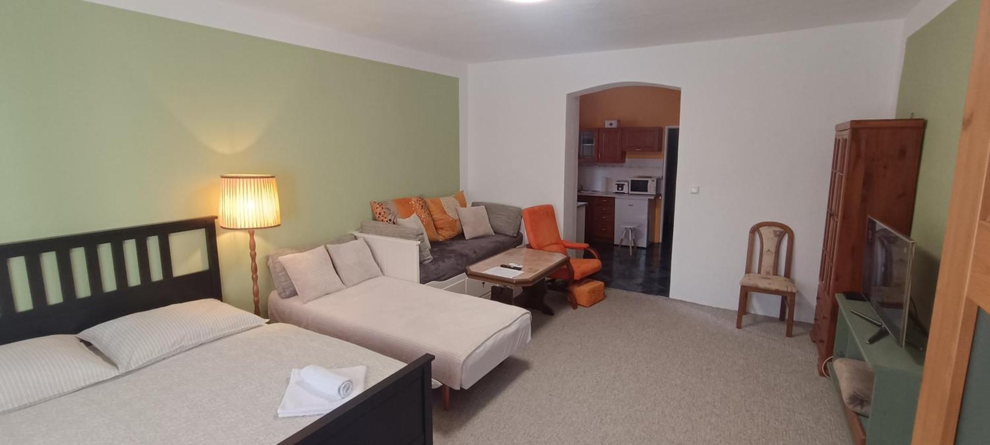 Apartman Horni Slavkov Hodinarstvi Buitenkant foto